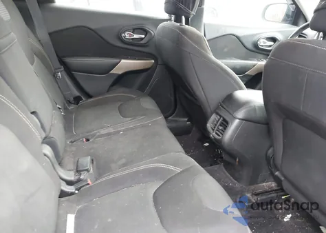 2017 Jeep Cherokee Latitude 4X4 из США, поврежденный, VIN 1C4PJMCS0HW567897